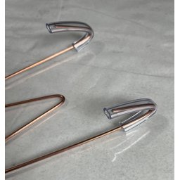 Combo 3 Suportes Tamanho 30 Ganchos Mola Pratos Parede Decorativos com Tubo de Proteção - 1