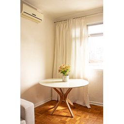 Mesa de Jantar Redonda Gávea Laca Branca com Vidro 90cm Amêndoa - 2