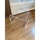 Ver imagem 2 de Banco Escada Curvo em Acrílico