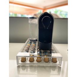 Porta Cápsulas Nespresso em Acrílico com gaveta para 40 Un Centauri Acrílicos PCN-40-1GV - 5