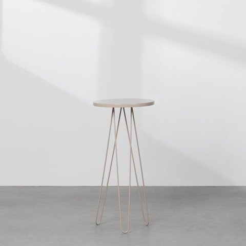 Mesa Lateral Fancy Redonda 26x58cm – Areia Estofaria Willy