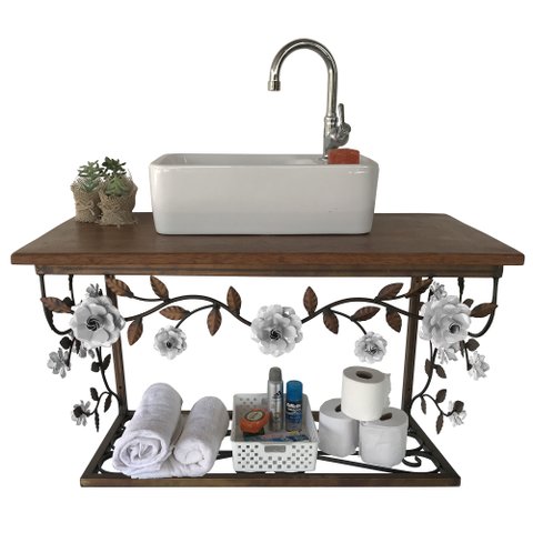 Bancada de Madeira e Ferro com Rosas em Verniz Para Banheiros Libertas Rosas Artesanato Bancada Rosa