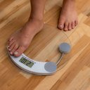 Ver imagem 5 de Balança Digital Redonda P/banheiro Suporta até 180kg Casa Limpa