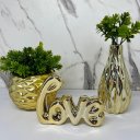 Ver imagem 2 de Kit decoração palavra love dourada + 2 vasos de cerâmica