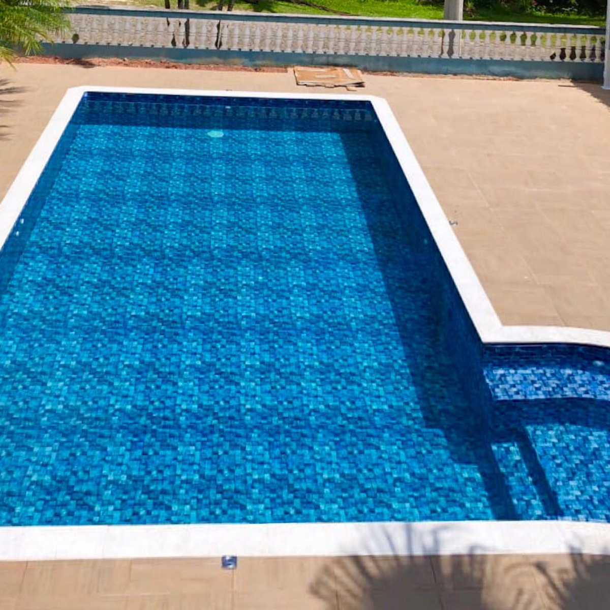 Borda Atérmica de piscina boleada Malibu 50x15x1,5cm  Cinza Areia de Quartzo - 4