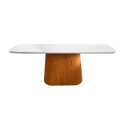 Mesa de Jantar Cone Retangular 200x100 cm Base Oval laminada em Madeira Freijó Tampo Laqueado - Bran