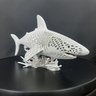 Estatueta Shark Tubarão Foco Predador Decoração Moderna Luxo - 5