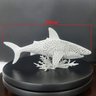 Estatueta Shark Tubarão Foco Predador Decoração Moderna Luxo - 2