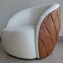 Ver imagem 7 de Poltrona Decorativa Fixa 87cm Hermon Courino Caramelo | Boucle Suave Off White - Sallar Home