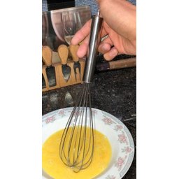 Batedor De Ovos Fouet Profissional Prateado De Aço Inox 27cm - 2