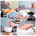 Ver imagem 2 de Pegador Universal para Pratos Formas Tachos Panelas de Aço Inox com Cabo Abridor de Garrafas