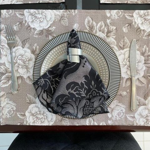 Kit 6 Guardanapos em Jacquard Luxo Medalhão Preto e Prata 40x40cm