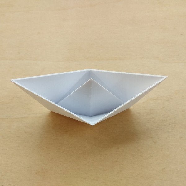 Estatueta Barquinho Origami P - 13,5cm comp. - Toque 3D: Branco - 3