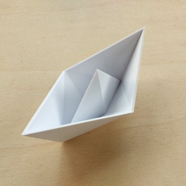 Estatueta Barquinho Origami P - 13,5cm comp. - Toque 3D: Branco - 2