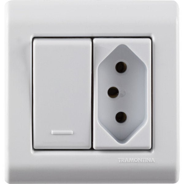 Caixa de Sobrepor 1 Interruptor Simples 10A 250 V e 1 Tomada 2P+T 20A 250V Tramontina LizFlex Branca - 3