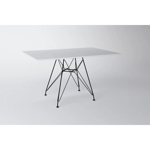Mesa Eiffel Retangular 120x75 Tampo de Madeira Branco com Base de Ferro Preto