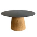 Ver imagem 1 de Mesa de Jantar Cone Oval 235x122cm Tampo Laqueado Base Madeira Freijó - Preto