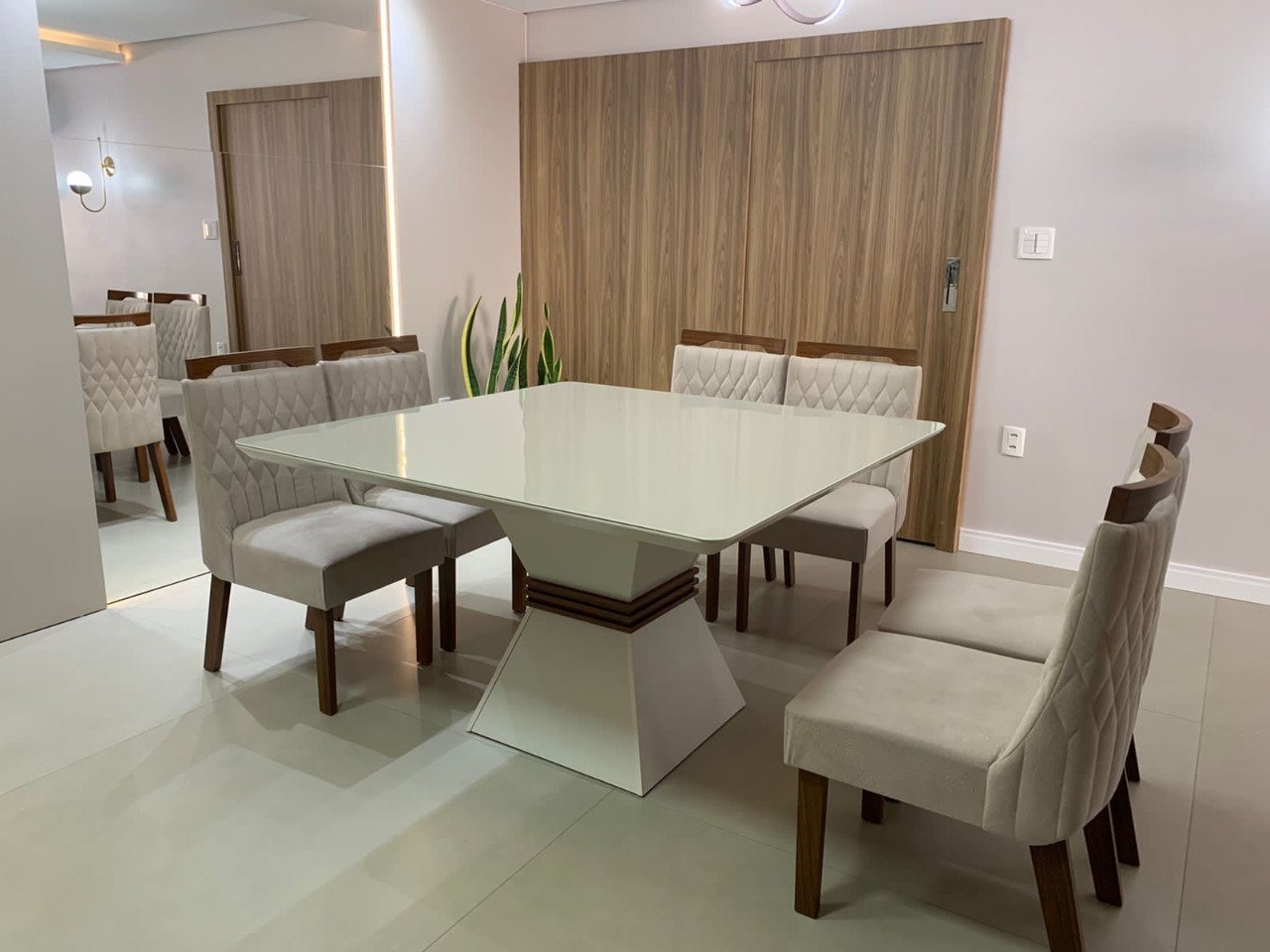 Conjunto Sala de jantar mesa Cronos off white em mdf 8 Cadeira