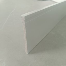 Rodapé Poliestireno Frisado Lev152 Santa Luzia - 2,4mx15cm - 4