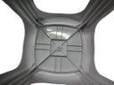 Ver imagem 5 de Kit 12 Banqueta Plástica Reforçada Cap. 120 Kg Branca