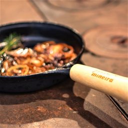 Frigideira Tradição Ferro Cabo Madeira Panela Mineira 22cm - 3
