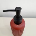 Ver imagem 2 de Porta Sabonete Liquido Vermelho Canelado de Cimento 17,5x6cm