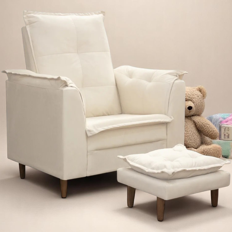 Poltrona Amamentação e Mini Puff Opala Suede Bege Pés Palito Poltrona Amamentação e Mini Puff Opala Suede Bege Pés Palito