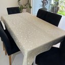 Ver imagem 1 de Toalha de Mesa Redonda em Jacquard Luxo Estrelas Branco e Dourado - 2,80m Sua Casa Decor