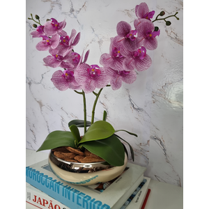 Arranjo Com 2 Orquídeas Violeta Vaso Dourado 22cm