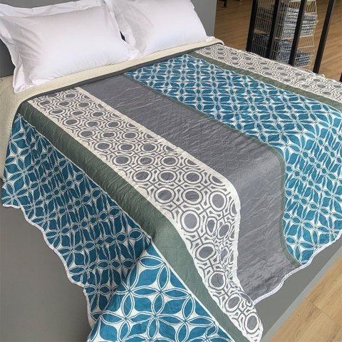 Colcha Casal Basic 100% Poliéster 180x215cm Azul Claro