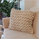 Ver imagem 2 de Capa de Almofada Artesanal Cordão Branca 45x45