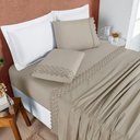 Ver imagem 1 de Jogo Cama Lençol Casa Scarpa Bouclê Solteiro Micro Percal 200 Fios C/ Laise Bordada 3 Peças -