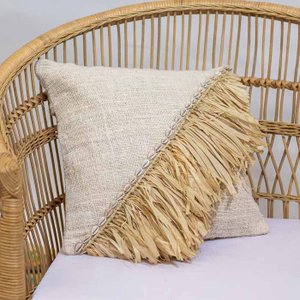 Almofada Algodão com Búzios e Franja em Fibra Natural Bali