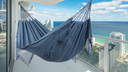 Ver imagem 1 de Rede de Descanso Casal Algodão Eco Bluish Gray, com Franja e Detalhes Artesanais em Macramê.