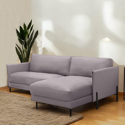 Sofá Decorativo Karine 3 Lugares Sala de Estar 230cm com Chaise Pés em Aço Couro Avelã G88 - Gran Be