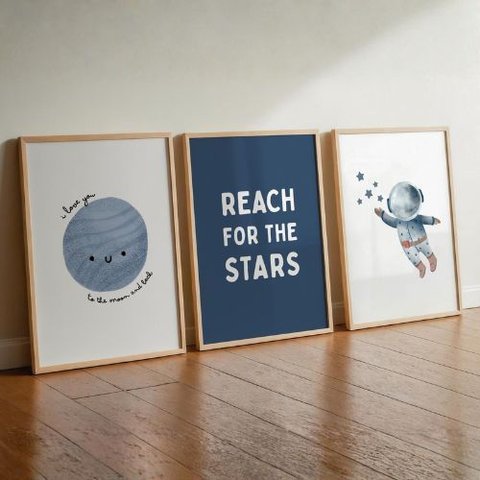 Kit 3 Quadros Decorativos Infantil - Menino Das Estrelas NO2 - 30x40 - Moldura Madeira