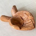 Ver imagem 1 de Escultura Artesanal Mãos em Madeira Suar Importado de Bali