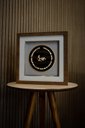 Ver imagem 1 de Quadro Decorativo Iluminado Led Versículo Bíblico Amor 33x33 Moldura Dupla Acrílico Dourado