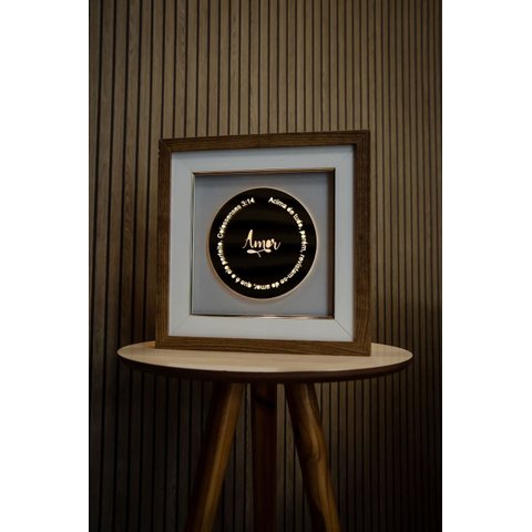 Quadro Decorativo Iluminado Led Versículo Bíblico Amor 33x33 Moldura Dupla Acrílico Dourado