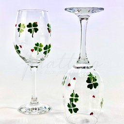 02und Taça de Vidro - Trevo e Corações Elegance Personalizada - 3