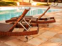 Ver imagem 6 de Kit 4 Cadeiras e Mesa Ascoli, 2 Espreguiçadeiras Bona e Mesa com Ombrelone - Piscina, Jardim, Á - Ta