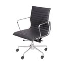 Ver imagem 1 de Cadeira Office Baixa em Corino e Alumínio 3302