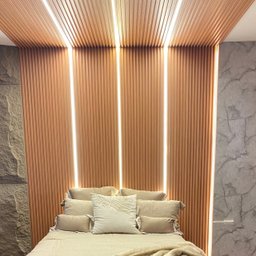 Painel Ripado Wpc Interno Wave Freijó - Kit 5 Un - 2,90m X 14cm (0,406m²) - 2