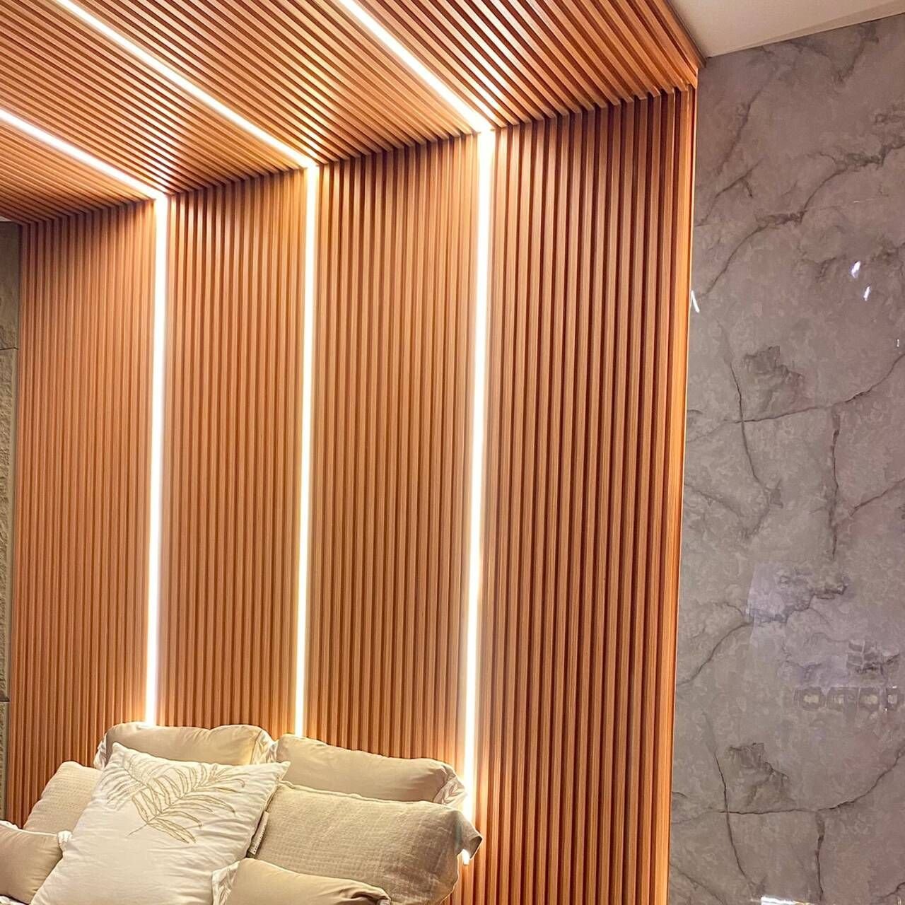 Painel Ripado Wpc Interno Wave Freijó - Kit 5 Un - 2,90m X 14cm (0,406m²)