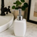 Ver imagem 2 de Porta Sabonete Líquido Porcelana Branco Bico Dosador Cromado 290ml - Tuut