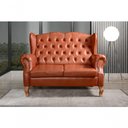 Ver imagem 3 de Sofá Imperador 2 Lugares 135cm Caramelo Couríssimo Clássico Chesterfield Bella Decor