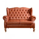 Ver imagem 1 de Sofá Imperador 2 Lugares 135cm Caramelo Couríssimo Clássico Chesterfield Bella Decor