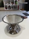 Ver imagem 1 de Coador de Café Reutilizável Inox Funil 95 Mm com Base Agroprime (yj ? 115ª5)