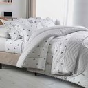Ver imagem 1 de Jogo de Cama Solteiro 200 Fios Vintage Tenis - Kacyumara Estampado Claro