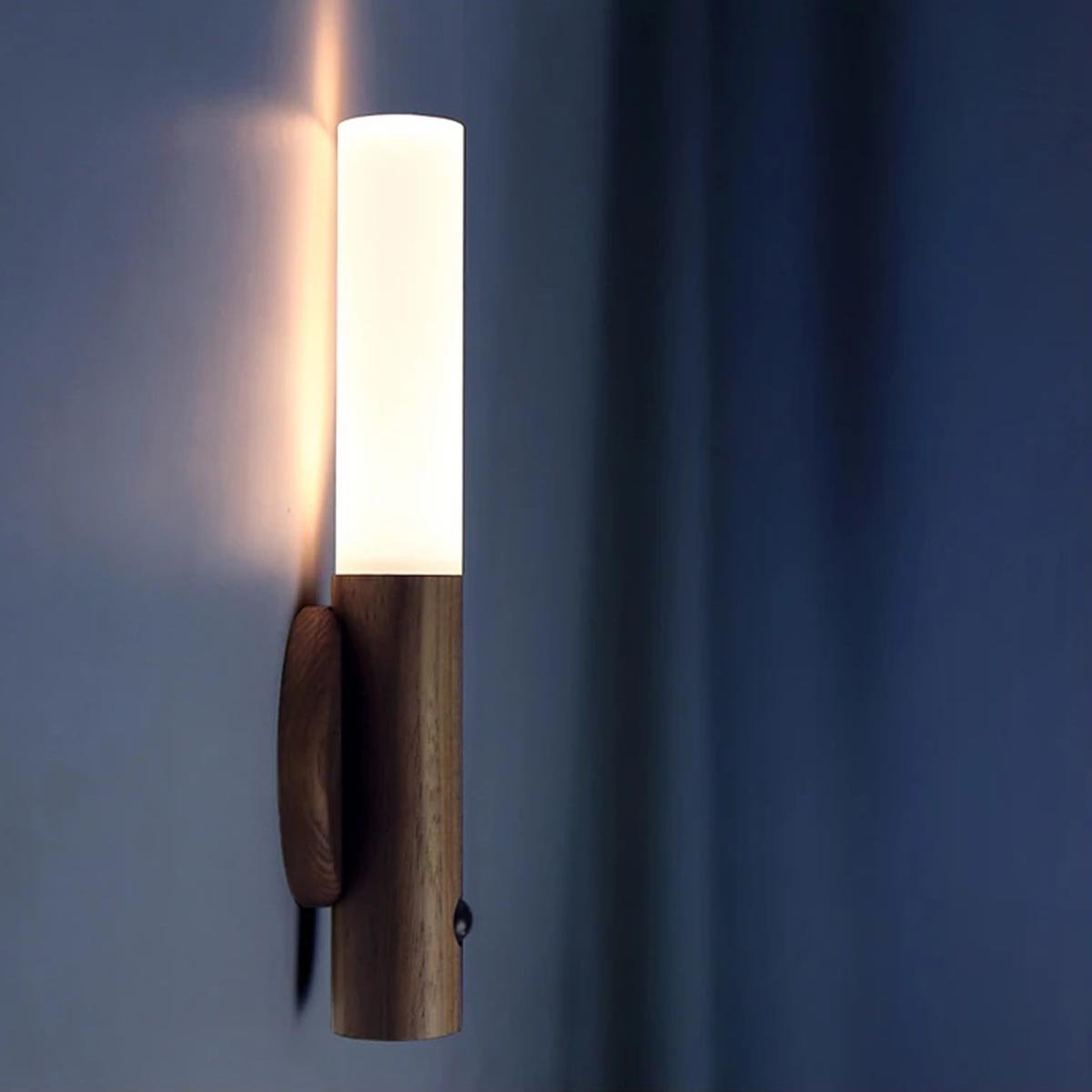 Luminaria Bastao Led Bateria Recarregavel Usb Inteligente Base Magnetica Luz Noturna Sensor Presença - 4